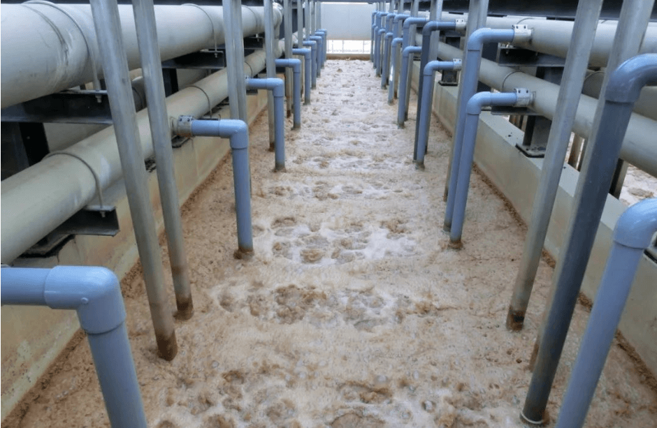 (圖:污水池mbr膜池泡沫)